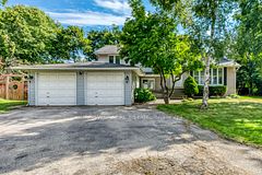 2096 Salvator Boulevard, Oakville, ON L6L 1N1
