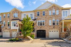 69 Seed House Lane, Halton Hills, ON L7G 6K4