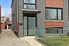 148 Lambton Avenue 1, Toronto, ON M6N 2S9
