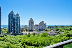 88 Park Lawn Road 1806, Toronto, ON M8Y 0B5