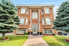48 Mississauga Road N 4, Mississauga, ON L5H 2H8