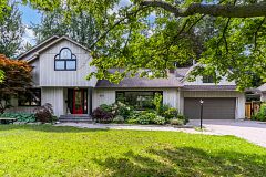 876 Parkland Avenue, Mississauga, ON L5H 3H1