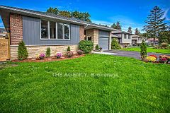 14 Wareside Road, Toronto, ON M9C 3B2