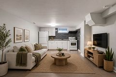 112 Foch Avenue Lower, Toronto, ON M8W 3Y1