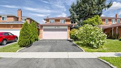 957 Queensbridge Drive, Mississauga, ON L5C 3M8