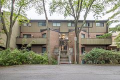 2035 South Millway Drive 32, Mississauga, ON L5L 1R7