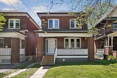 407 Annette Street, Toronto, ON M6P 1R7