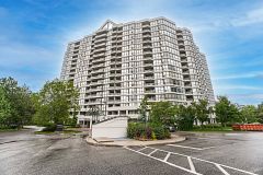 1 Rowntree Drive 708, Toronto, ON M9V 5G7