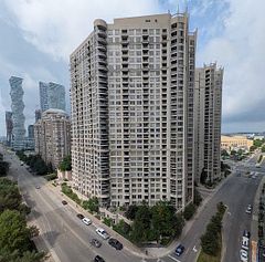 3880 Duke of York Boulevard 2211, Mississauga, ON L5B 4M7