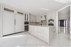 589 Glen Park Avenue, Toronto, ON M6B 2G4