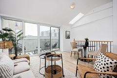1410 Dupont Street 423, Toronto, ON M6H 2B1