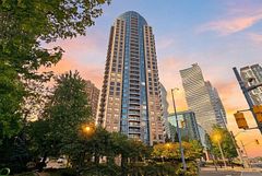 330 Burnhamthorpe Road W 2810, Mississauga, ON L5B 0E1