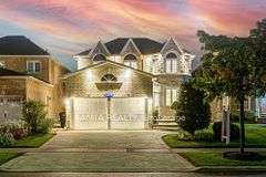 3435 Grand Park Drive, Mississauga, ON L5B 4E3