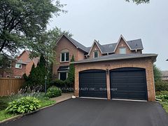 1230 Glenashton Drive, Oakville, ON L6H 5L9