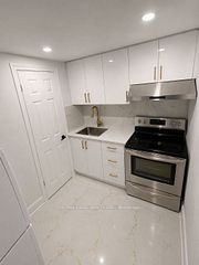 3882 Midhurst Lane Bsmt, Mississauga, ON L4Z 1C7