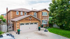 2026 Golden Briar Trail, Oakville, ON L6H 4N9