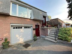 733 Eaglemount Crescent Lower, Mississauga, ON L5C 1H2