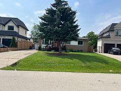 556 Sherin Drive, Oakville, ON L6L 4J8