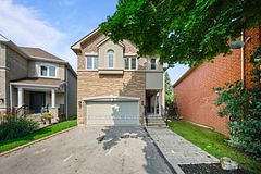 5519 Windy Hill Court, Mississauga, ON L4Z 3W4