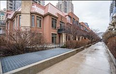 330 Princess Royal Drive 320, Mississauga, ON L5B 4P7