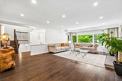 462 The Kingsway, Toronto, ON M9A 3W4