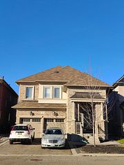 8 Chiming Road, Brampton, ON L6P 4E1