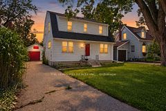 3925 Bloor Street W, Toronto, ON M9B 1L8
