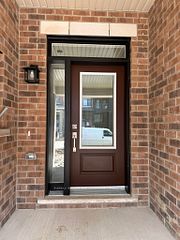 26 THORNBIRD Crescent UPPER, Brampton, ON L6V 3N5