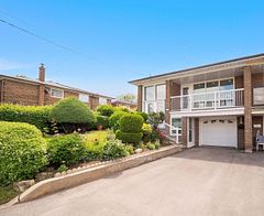 48 Sorlyn Avenue, Toronto, ON M6L 1H8