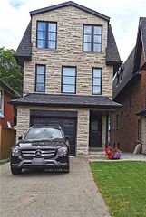 14A Gort Avenue, Toronto, ON M8W 3Y5