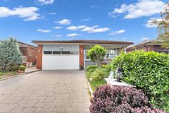 39 Veerland Drive BSMT, Toronto, ON M6L 1R8