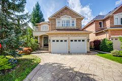 2422 Hertfordshire Way, Oakville, ON L6H 7M5