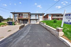 4 Imogene Avenue, Toronto, ON M9M 1N6