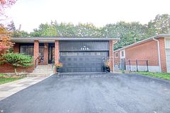 1414 Harmsworth Square, Oakville, ON L6H 3E7