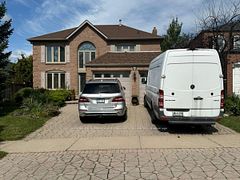4 Nottingham Crescent, Brampton, ON L6S 4G4