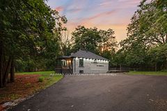 2702 Embleton Road, Brampton, ON L6X 0E2