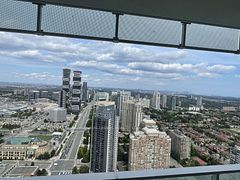 3900 Confederation Parkway 4111, Mississauga, ON L5B 0M3