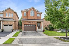 8 Duffel Crescent, Halton Hills, ON L7G 0H7
