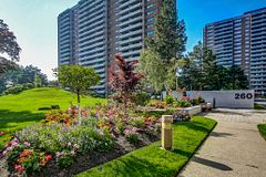 260 Scarlett Road 207, Toronto, ON M6N 4X6