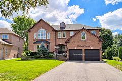 30 Casper Crescent, Brampton, ON L6W 4N2