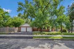 11 Harrow Drive, Toronto, ON M6M 2X2