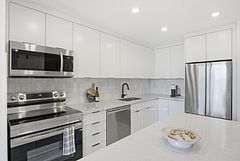 60 Southport Street 304, Toronto, ON M6S 3N4