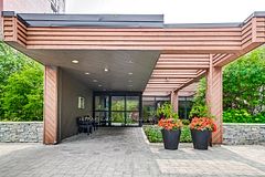 1400 Dixie Road 1708, Mississauga, ON L5E 3E1