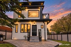 172 Royal York Road, Toronto, ON M8V 2V4