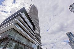 448 Burnhampthrope Road 6201, Mississauga, ON L5B 0R4