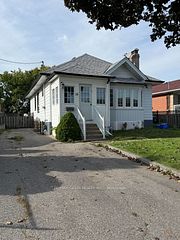 15 Beverley Street, Mississauga, ON L4T 1E9