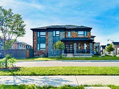 30 Boothill Drive, Brampton, ON L7A 5E4