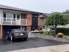 17 Cabana Drive, Toronto, ON M9L 1L1
