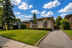 28 Baskerville Crescent, Toronto, ON M9C 1T8