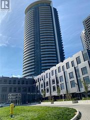 30 Gibbs Road 2807, Toronto, ON M9B 0E4